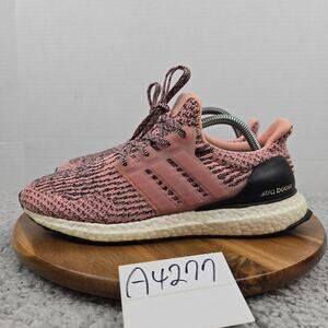 Adidas Womens 9 Ultra Boost 3.0 Salmon Pink Casual Lifestyle Gym Running Shoe